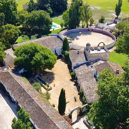 Mas Des Becasses, En Provence - 22 Personnes Villa Arles Luaran gambar