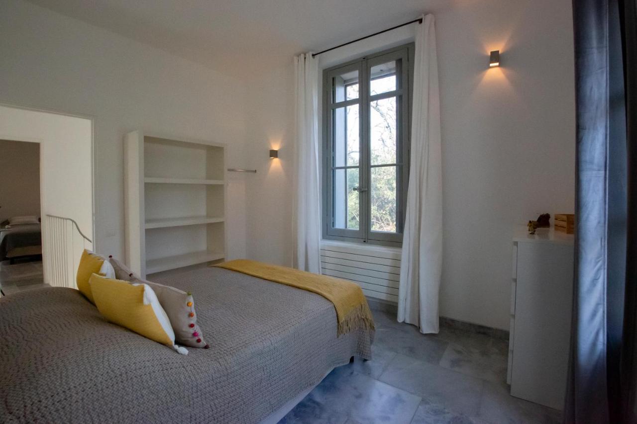 Mas Des Becasses, En Provence - 22 Personnes Villa Arles Luaran gambar