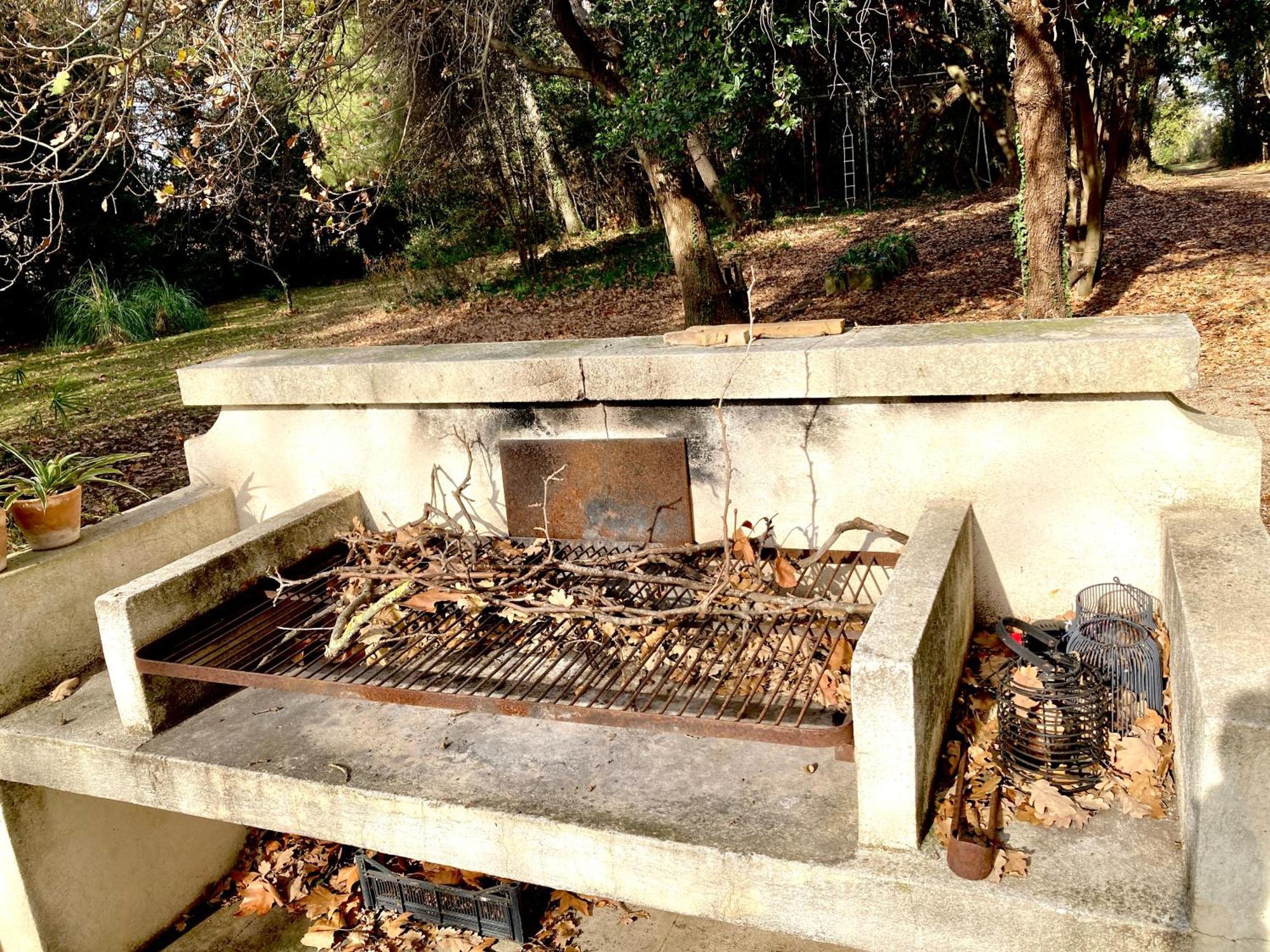 Mas Des Becasses, En Provence - 22 Personnes Villa Arles Luaran gambar