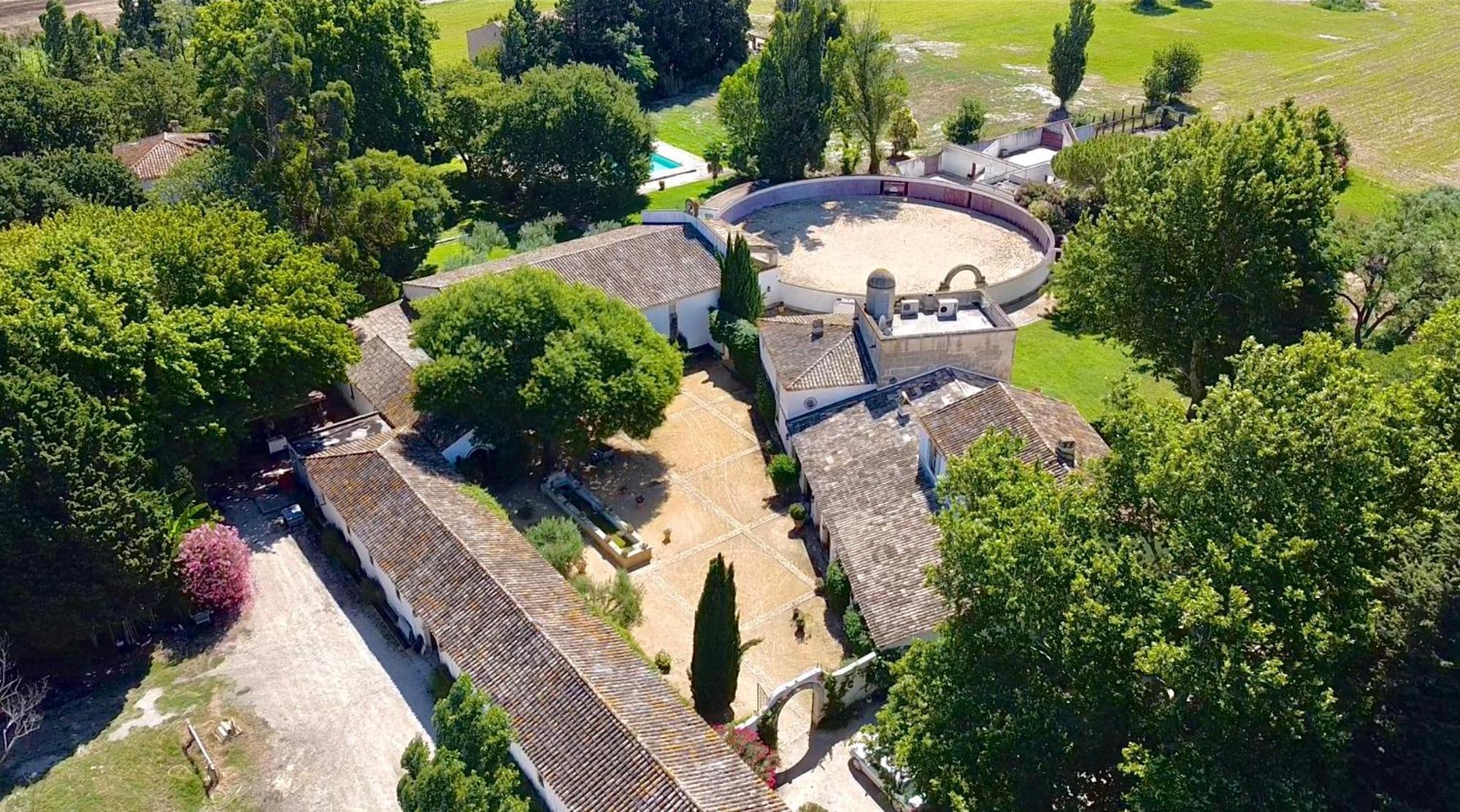 Mas Des Becasses, En Provence - 22 Personnes Villa Arles Luaran gambar