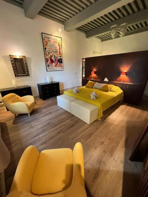 Mas Des Becasses, En Provence - 22 Personnes Villa Arles Luaran gambar