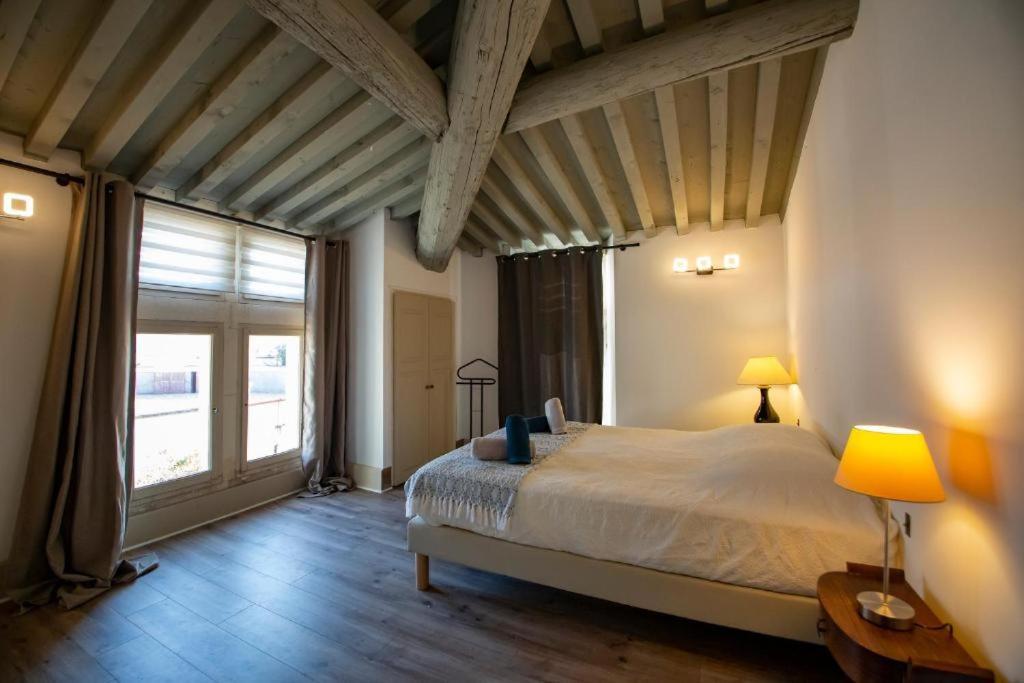 Mas Des Becasses, En Provence - 22 Personnes Villa Arles Luaran gambar